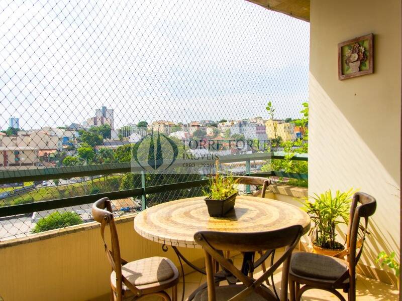 Apartamento à venda com 3 quartos, 248m² - Foto 10