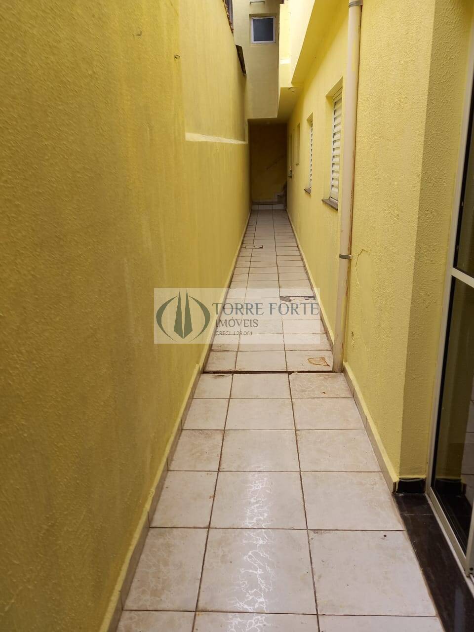 Casa à venda com 3 quartos, 170m² - Foto 7