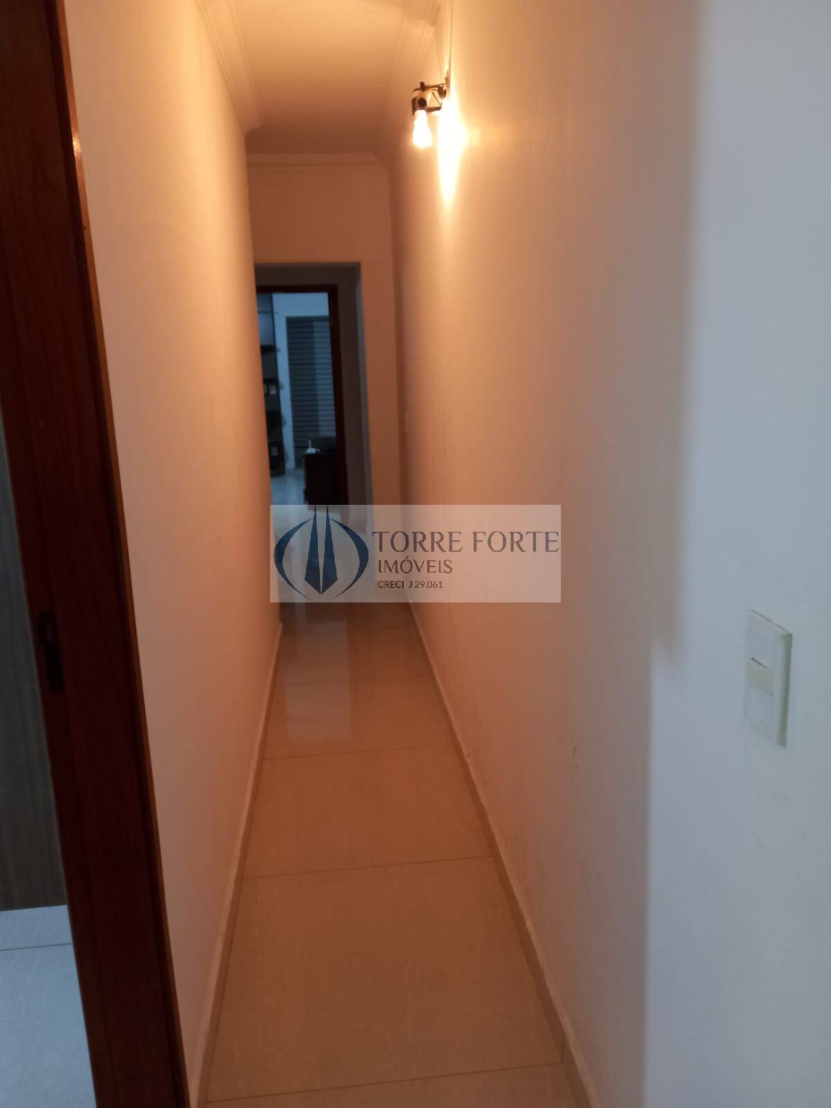 Casa à venda com 3 quartos, 170m² - Foto 14