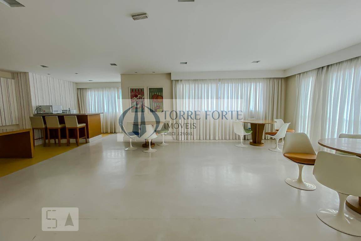 Apartamento à venda com 2 quartos, 68m² - Foto 12