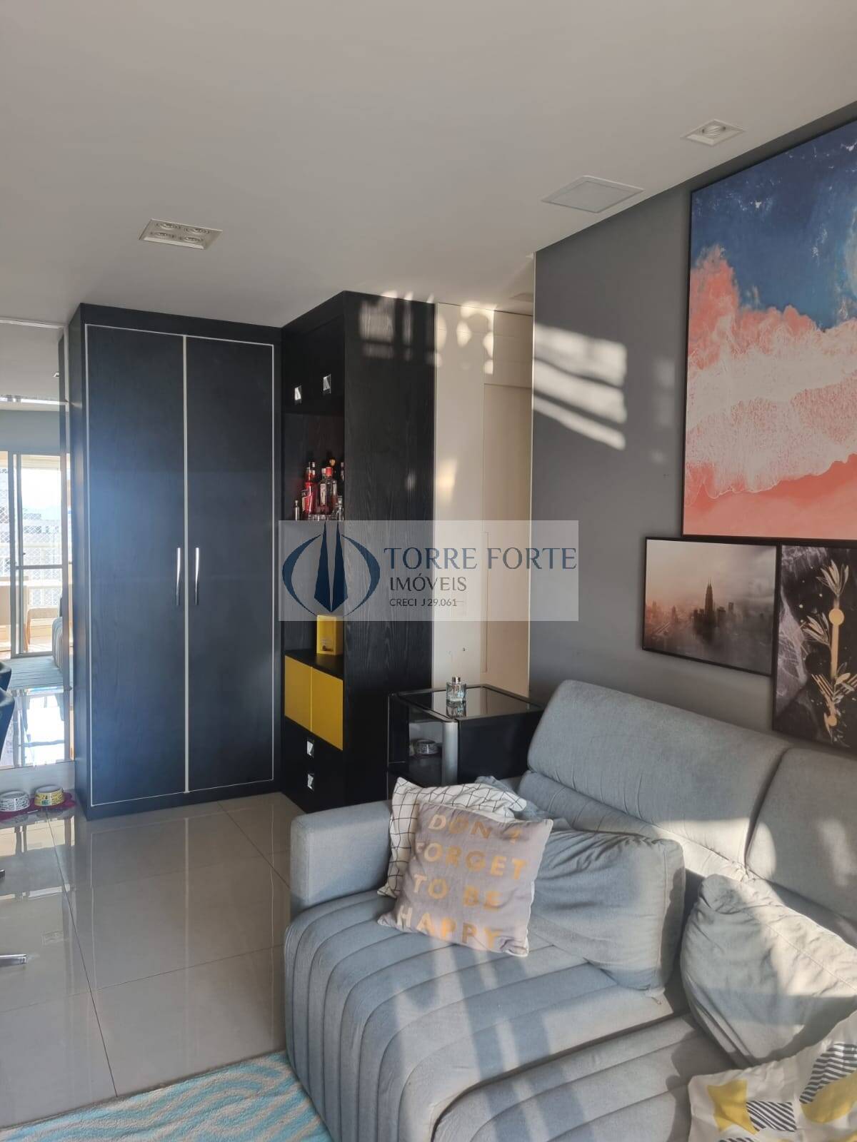 Apartamento à venda com 2 quartos, 68m² - Foto 28