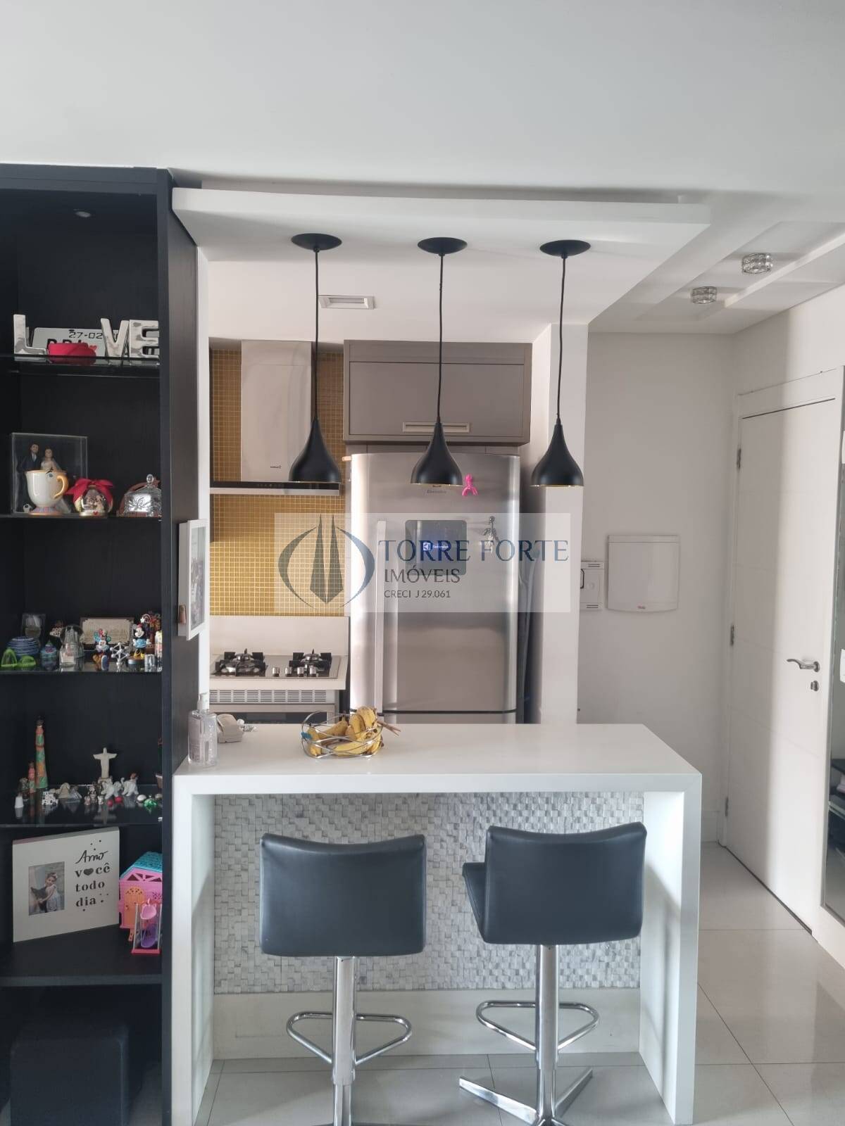 Apartamento à venda com 2 quartos, 68m² - Foto 27