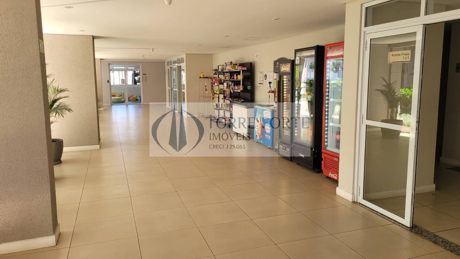 Apartamento à venda com 3 quartos, 75m² - Foto 16