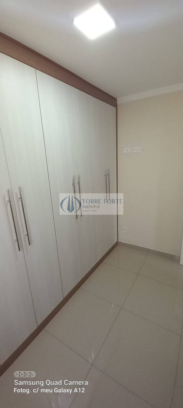 Apartamento à venda com 2 quartos, 44m² - Foto 17