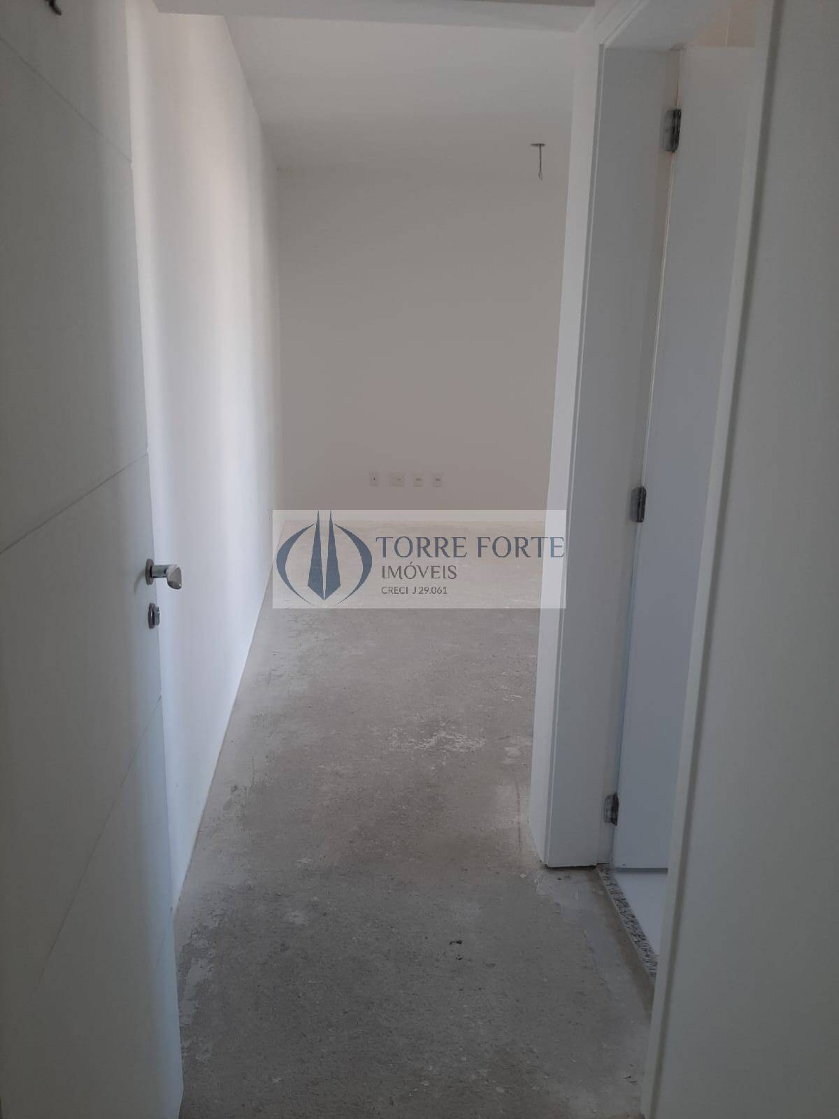 Apartamento à venda com 3 quartos, 82m² - Foto 3