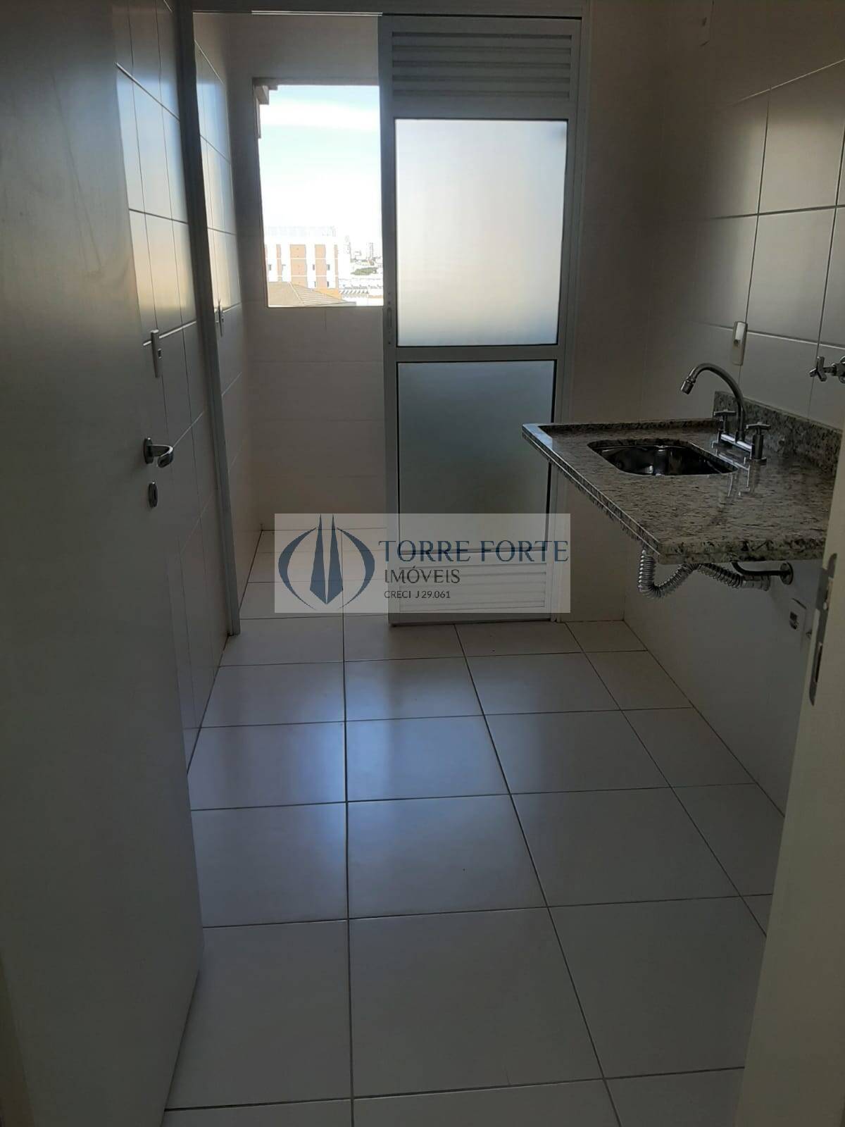 Apartamento à venda com 3 quartos, 82m² - Foto 5