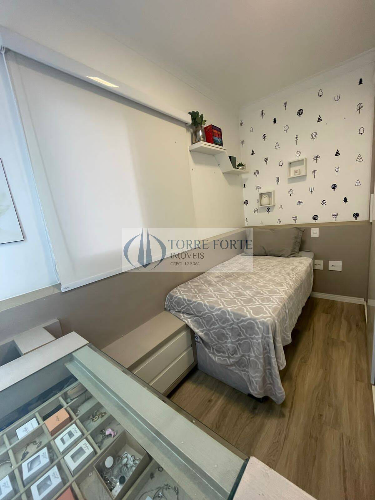 Apartamento à venda com 3 quartos, 220m² - Foto 17