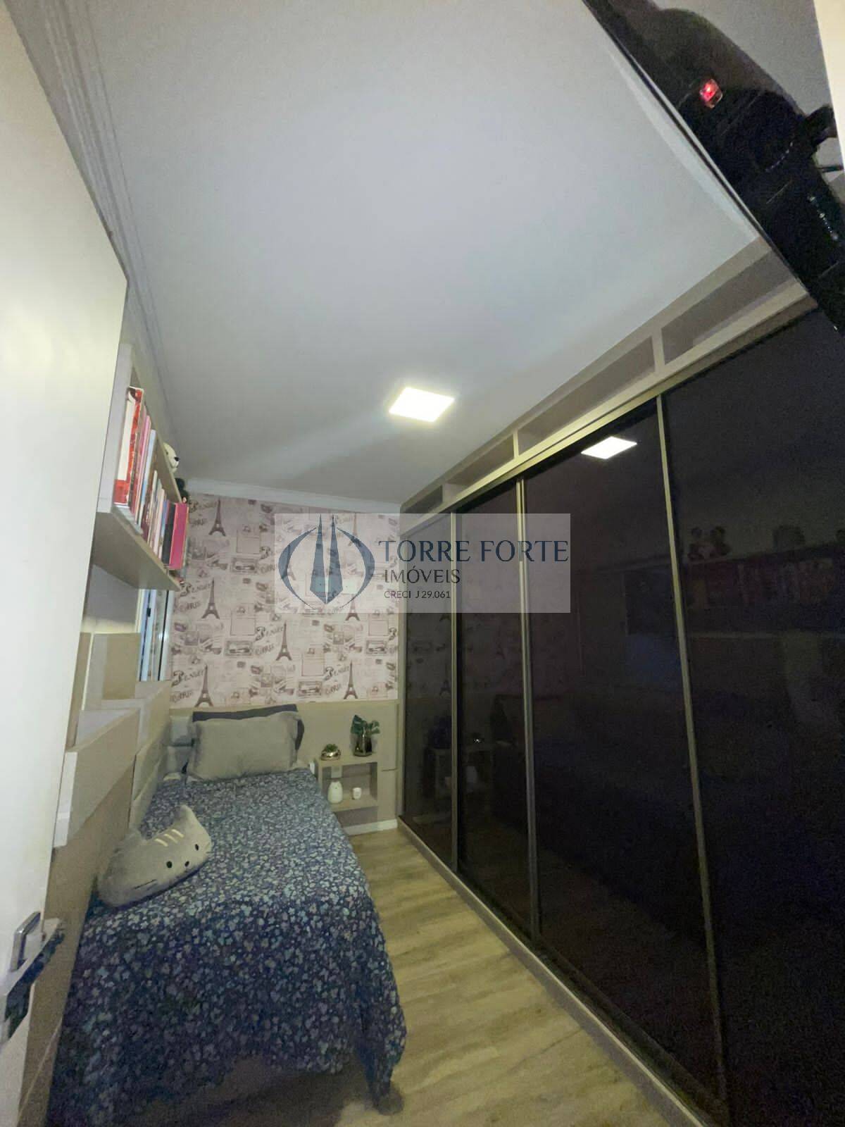 Apartamento à venda com 3 quartos, 220m² - Foto 18