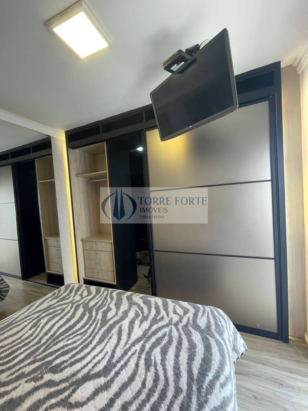 Apartamento à venda com 3 quartos, 220m² - Foto 52