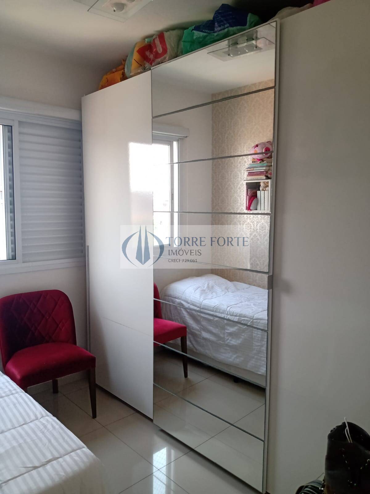 Apartamento à venda com 2 quartos, 60m² - Foto 13