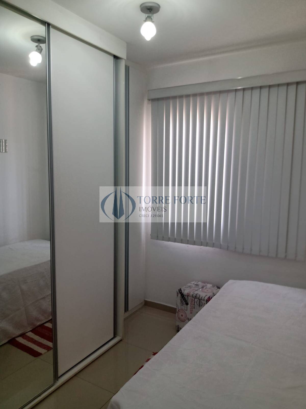 Apartamento à venda com 2 quartos, 60m² - Foto 15