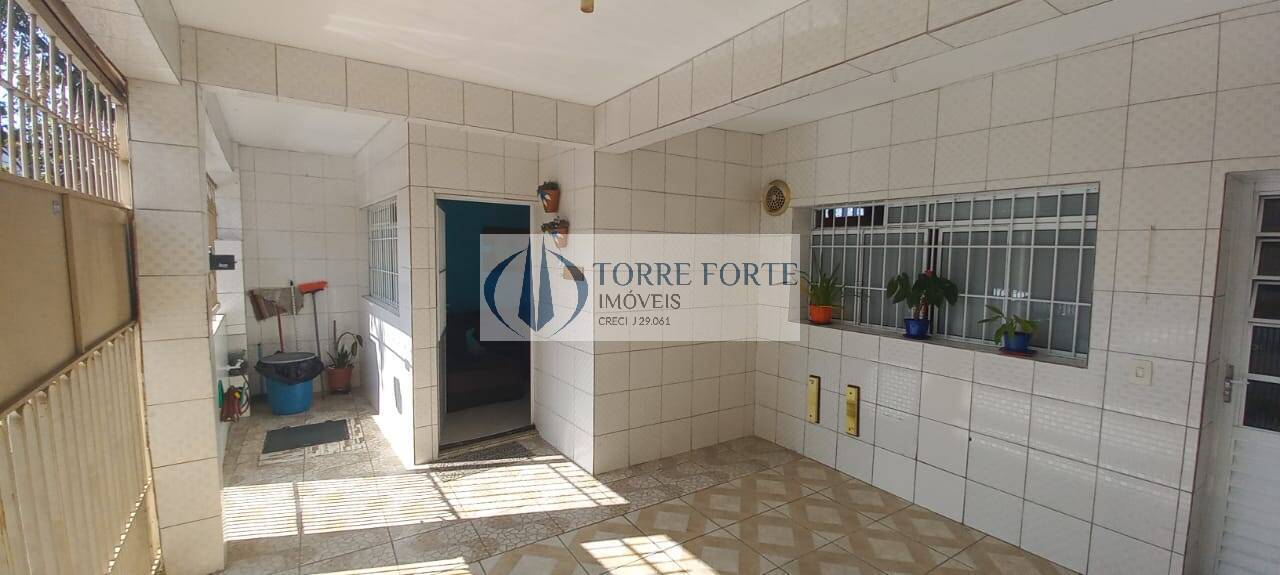 Sobrado para alugar com 4 quartos, 114m² - Foto 3