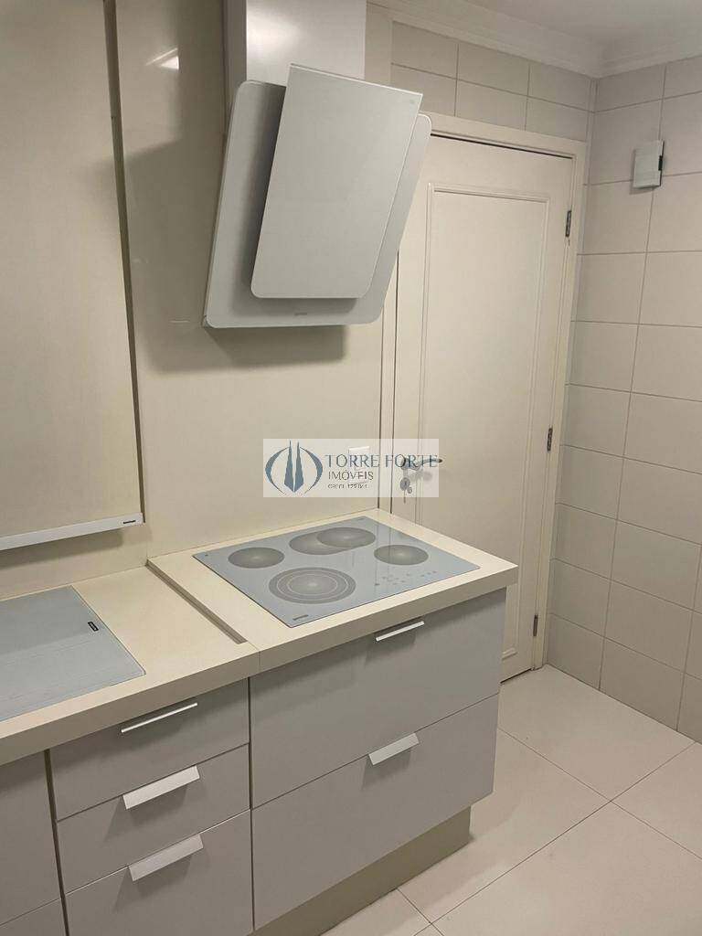 Apartamento à venda com 3 quartos, 152m² - Foto 2