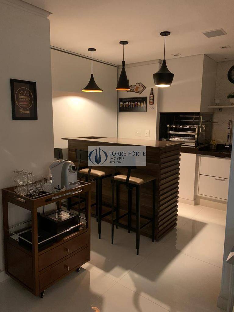 Apartamento à venda com 3 quartos, 152m² - Foto 1