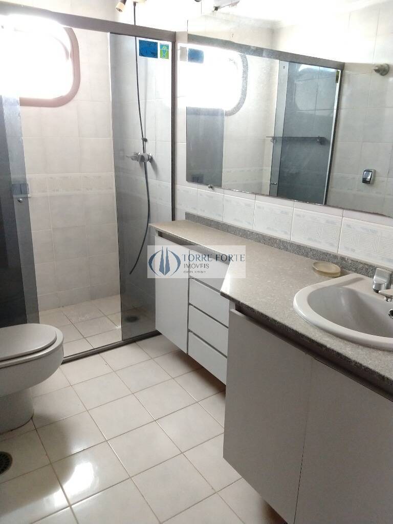 Apartamento à venda com 4 quartos, 211m² - Foto 33