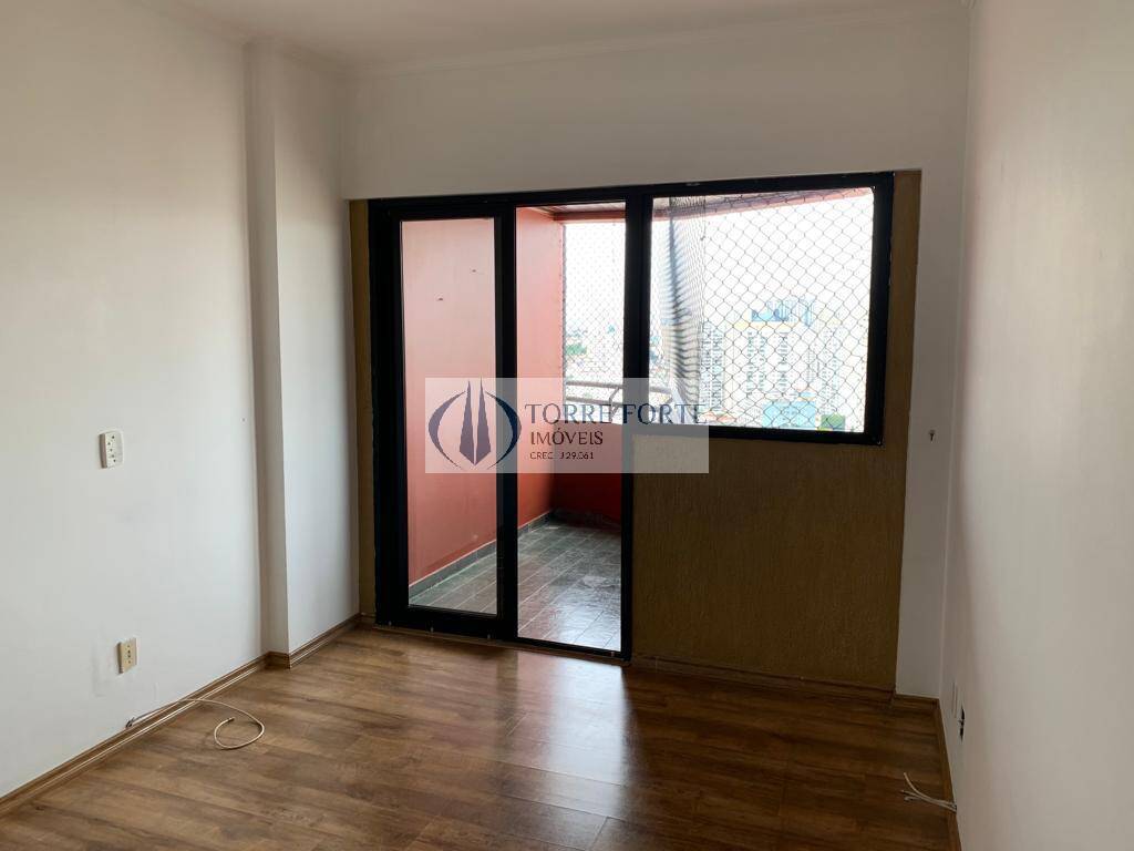 Apartamento à venda com 2 quartos, 70m² - Foto 1