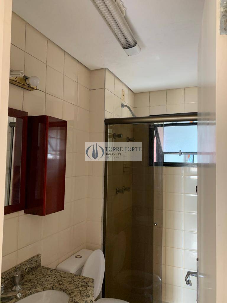 Apartamento à venda com 2 quartos, 70m² - Foto 5