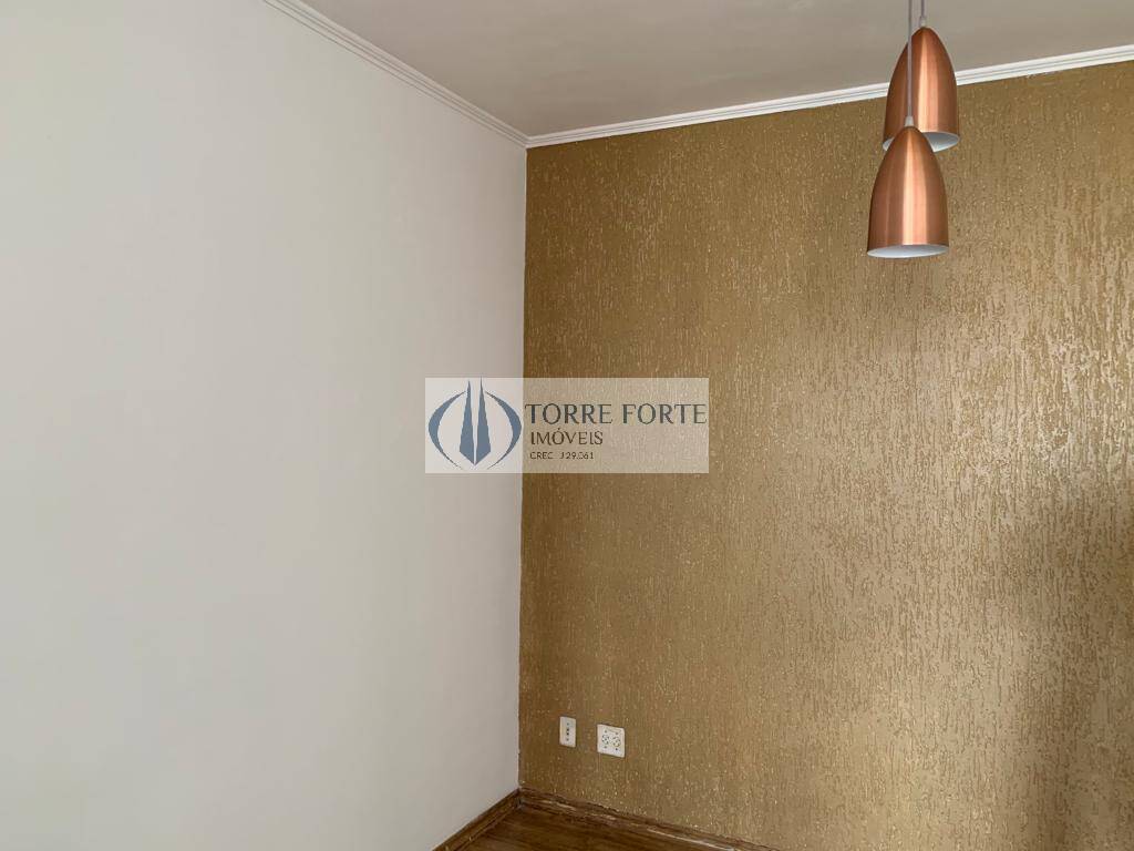 Apartamento à venda com 2 quartos, 70m² - Foto 12