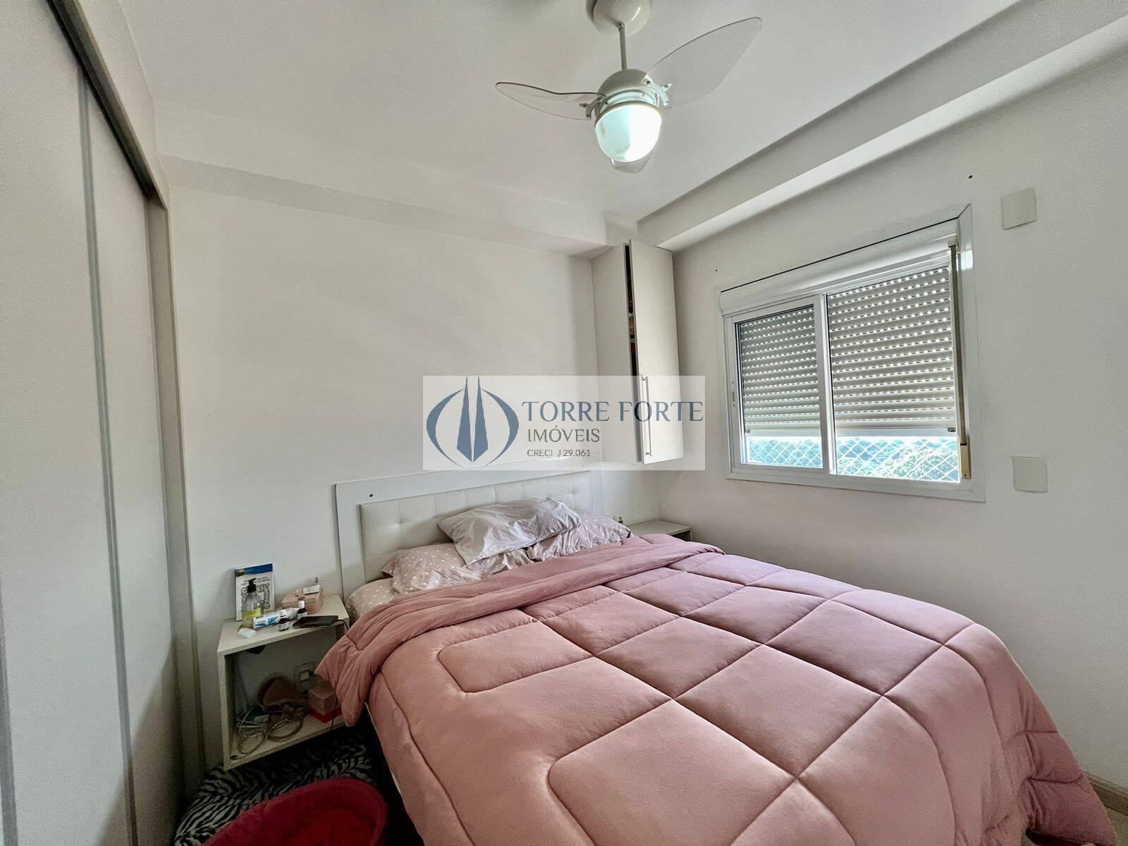 Apartamento à venda com 2 quartos, 79m² - Foto 18