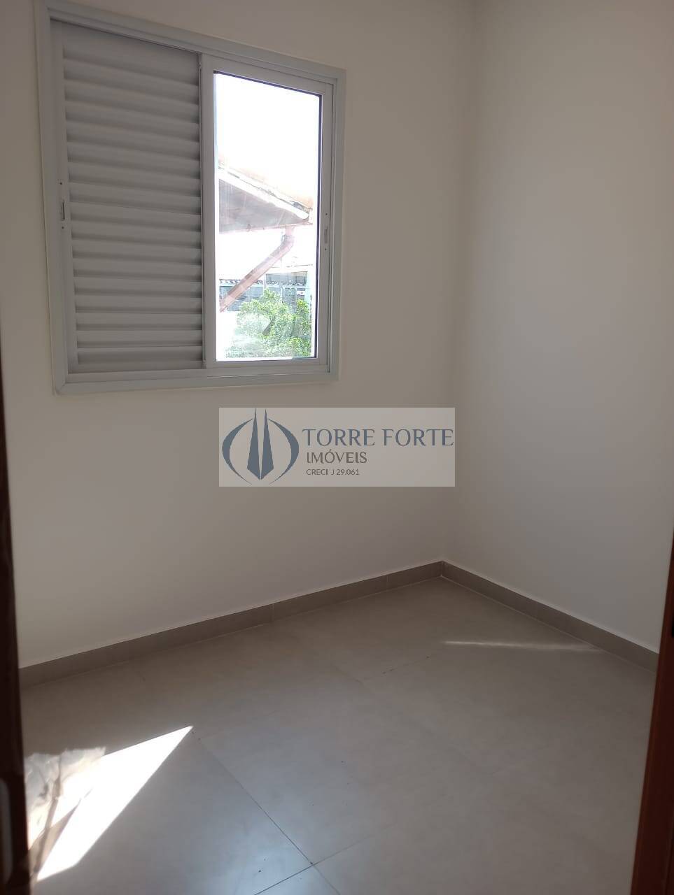 Apartamento à venda com 2 quartos, 50m² - Foto 4