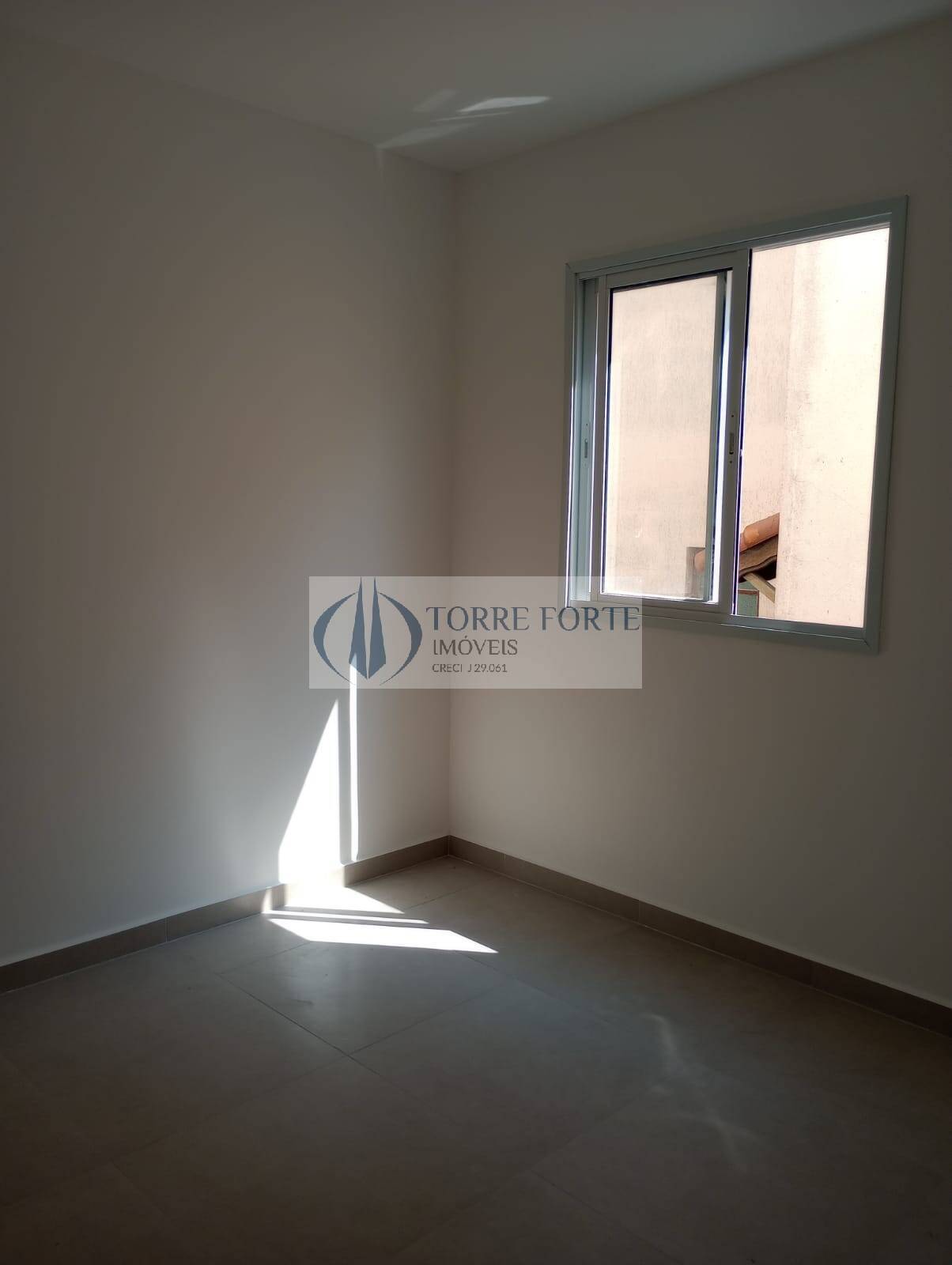 Apartamento à venda com 2 quartos, 50m² - Foto 2