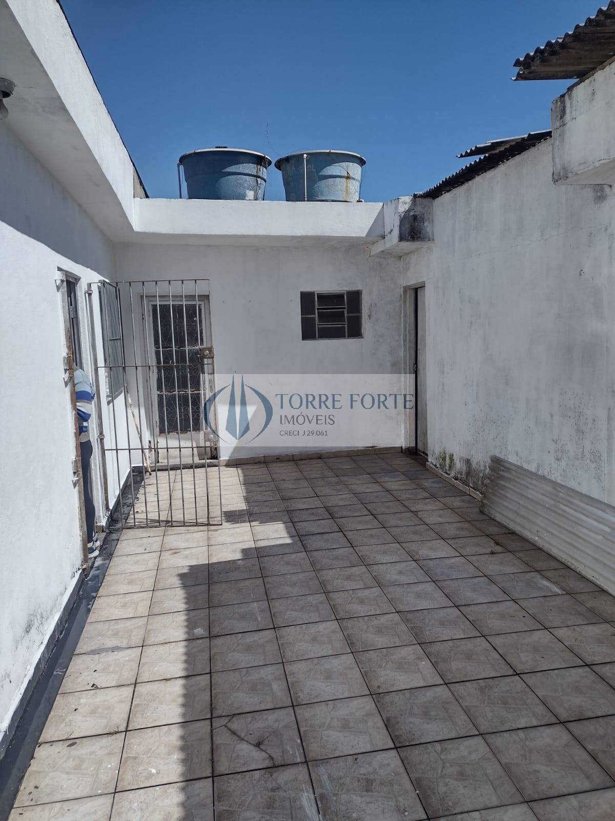 Casa à venda com 3 quartos, 250m² - Foto 7