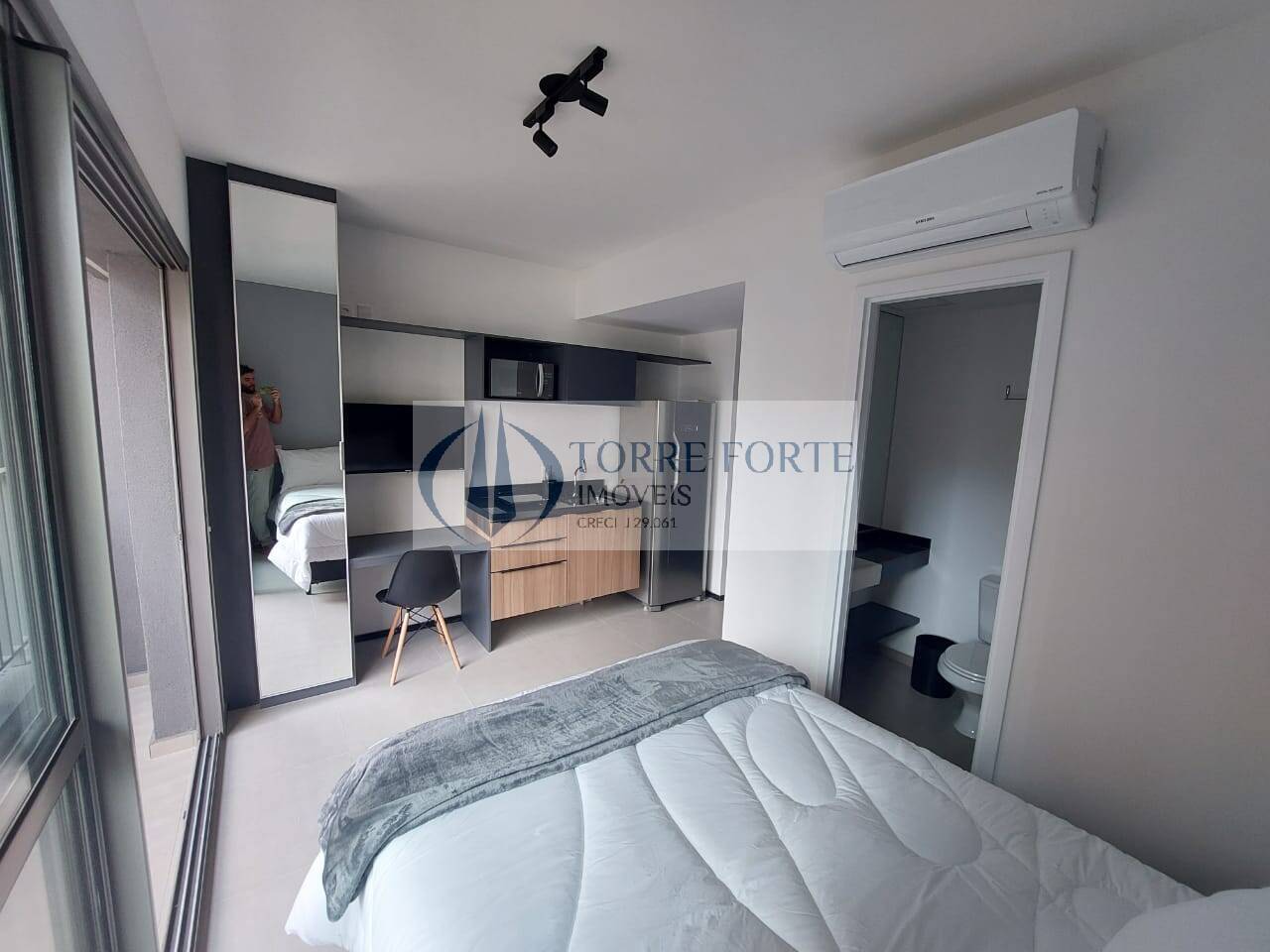 Apartamento à venda com 1 quarto, 37m² - Foto 5