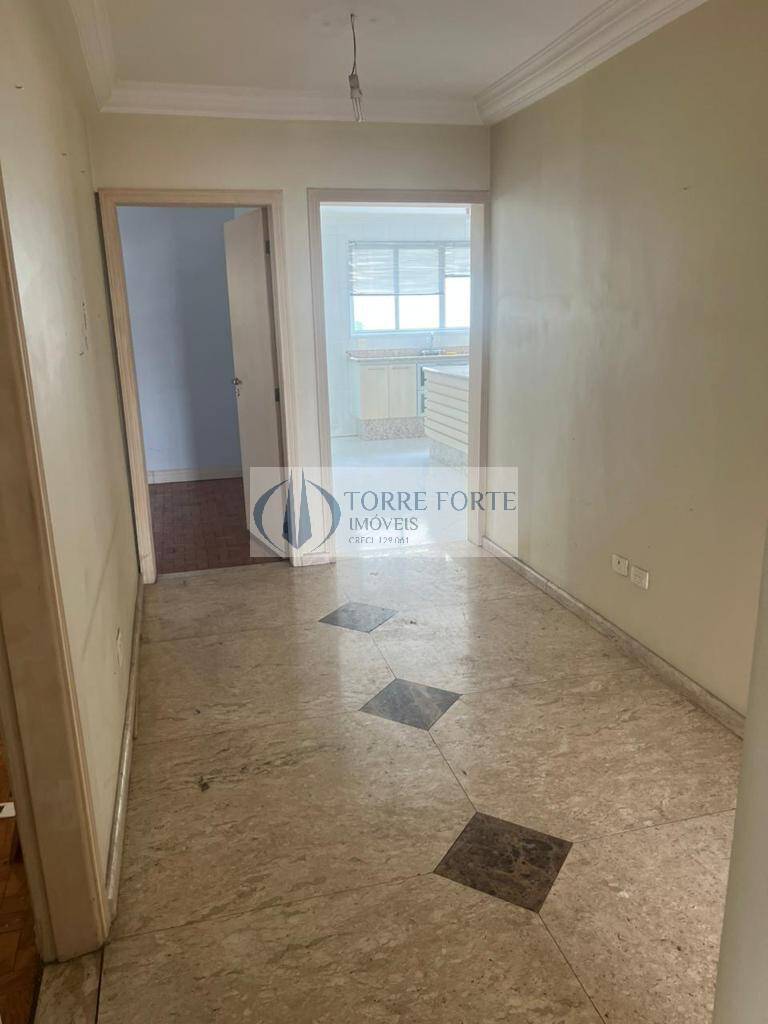 Apartamento à venda com 3 quartos, 130m² - Foto 6