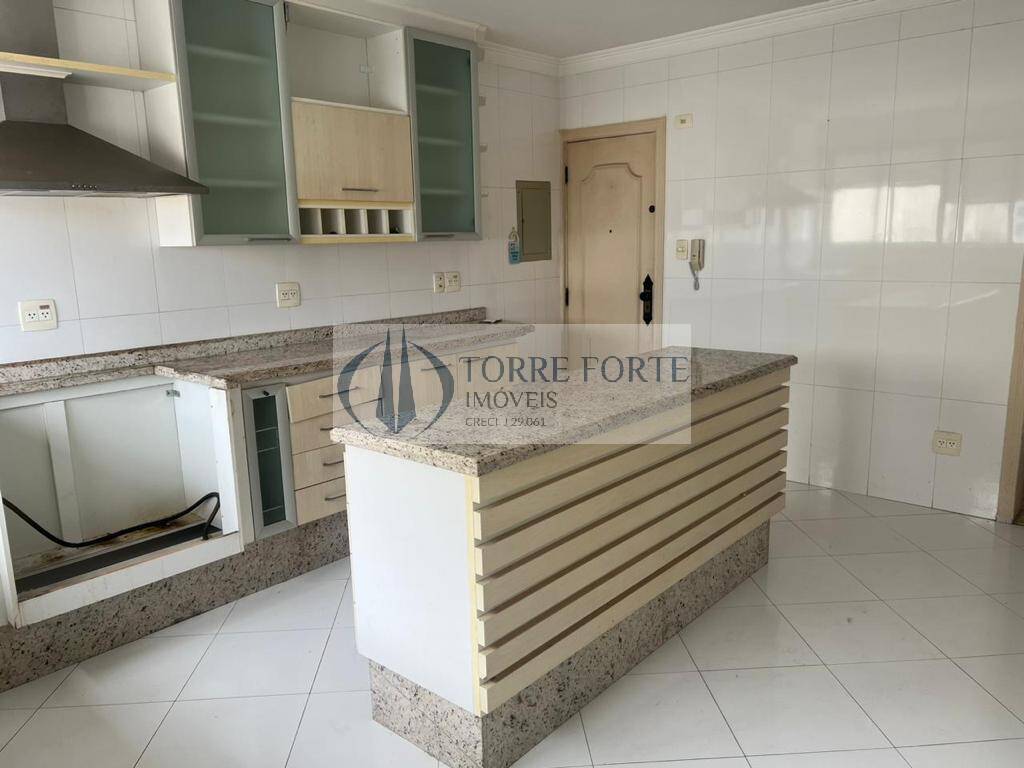 Apartamento à venda com 3 quartos, 130m² - Foto 9