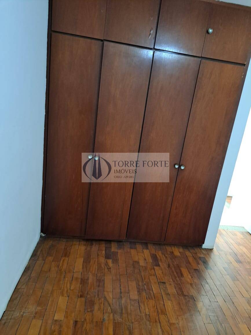 Apartamento à venda com 2 quartos, 70m² - Foto 12