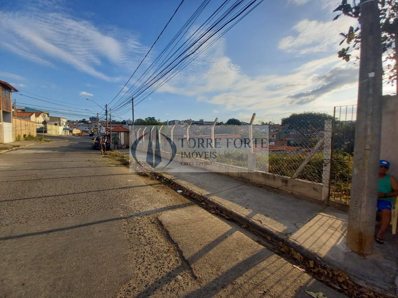 Terreno à venda, 1500m² - Foto 4