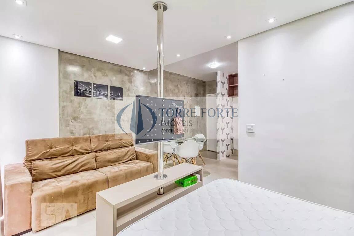 Apartamento para alugar com 1 quarto, 42m² - Foto 11