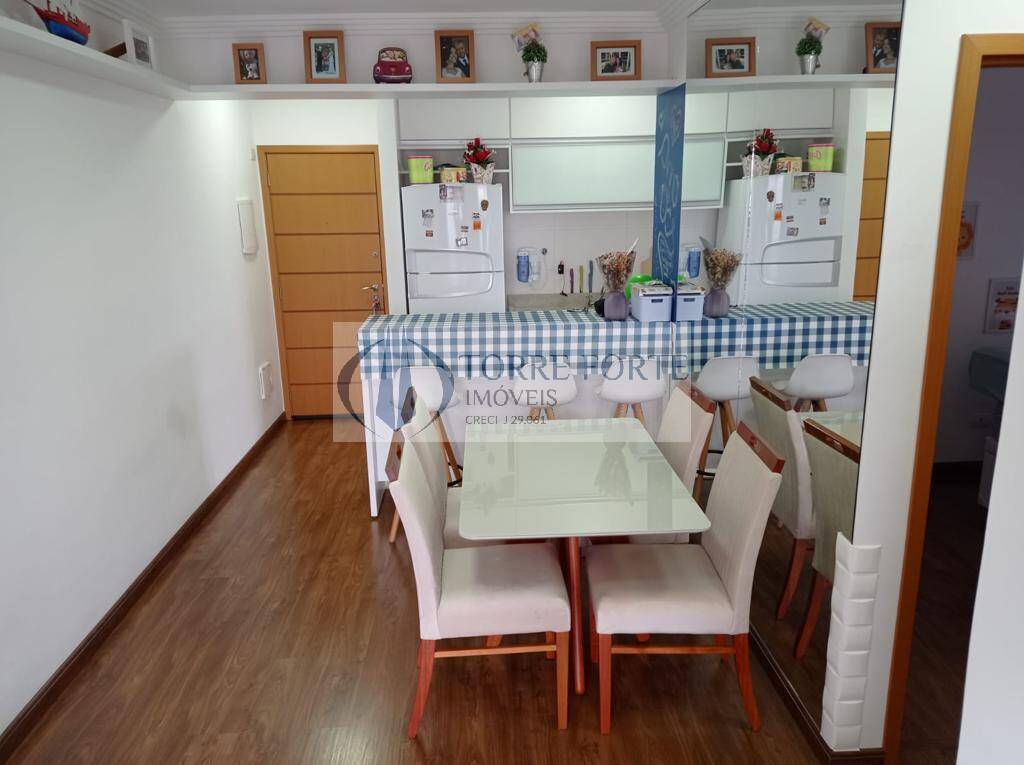 Apartamento à venda com 2 quartos, 55m² - Foto 1