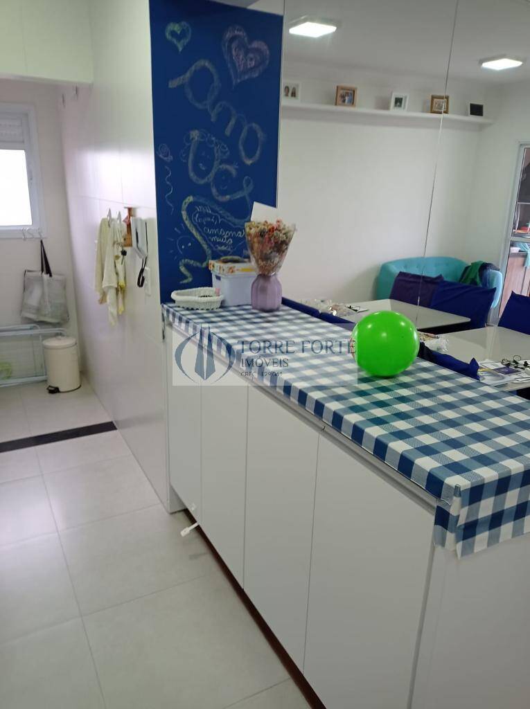 Apartamento à venda com 2 quartos, 55m² - Foto 6