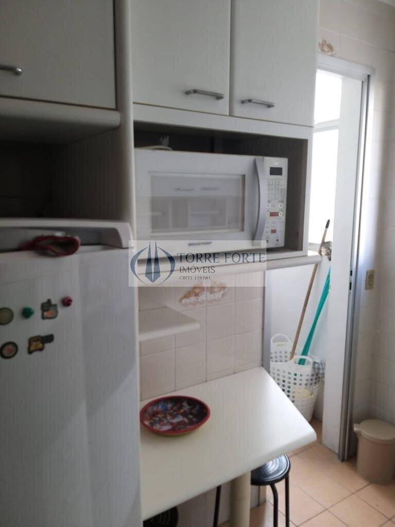 Apartamento à venda com 1 quarto, 45m² - Foto 6