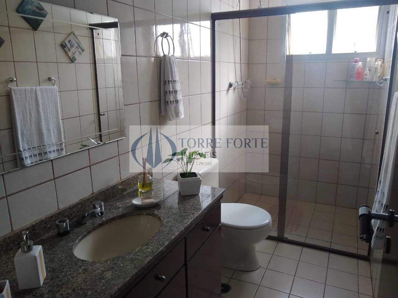 Apartamento à venda com 3 quartos, 107m² - Foto 15