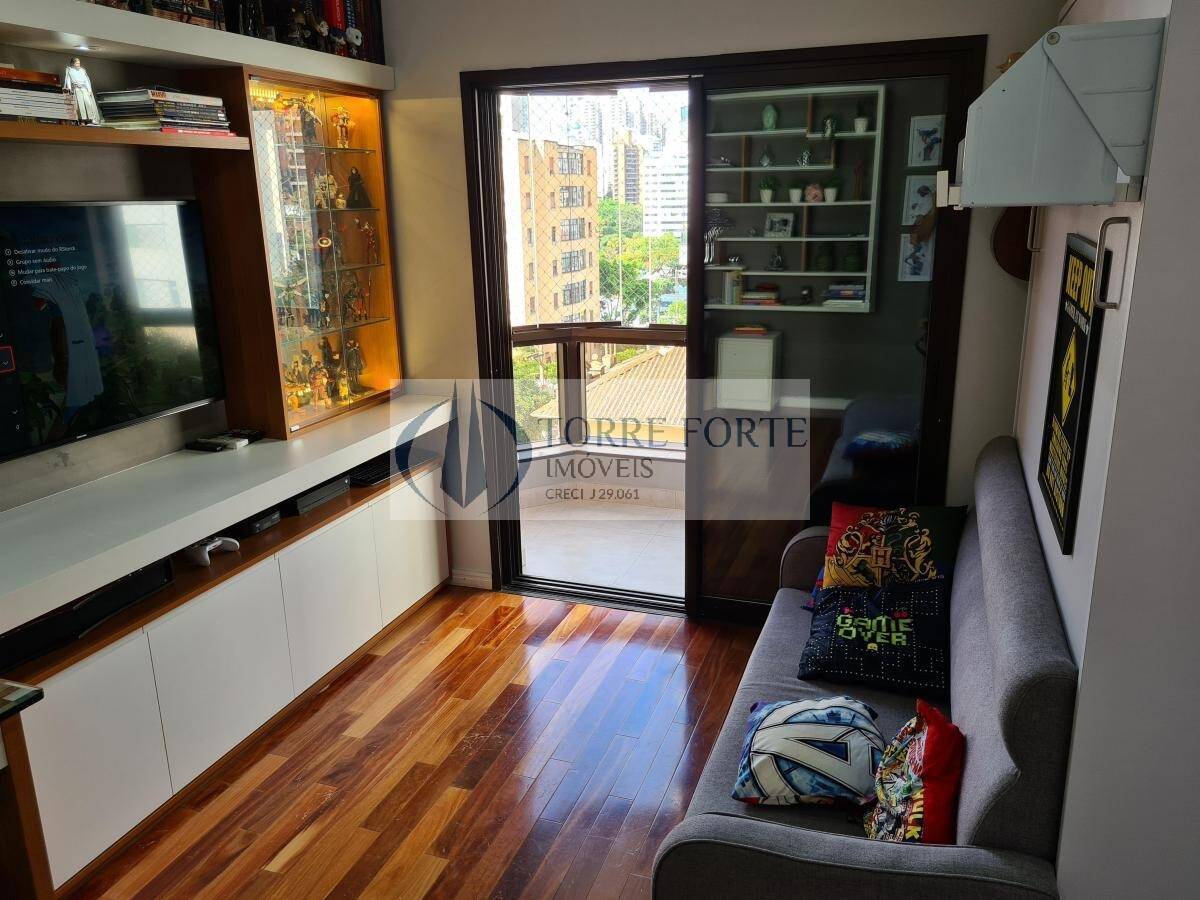 Apartamento à venda com 4 quartos, 215m² - Foto 27