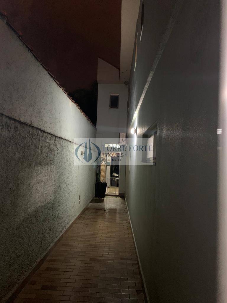 Sobrado à venda com 3 quartos, 213m² - Foto 9