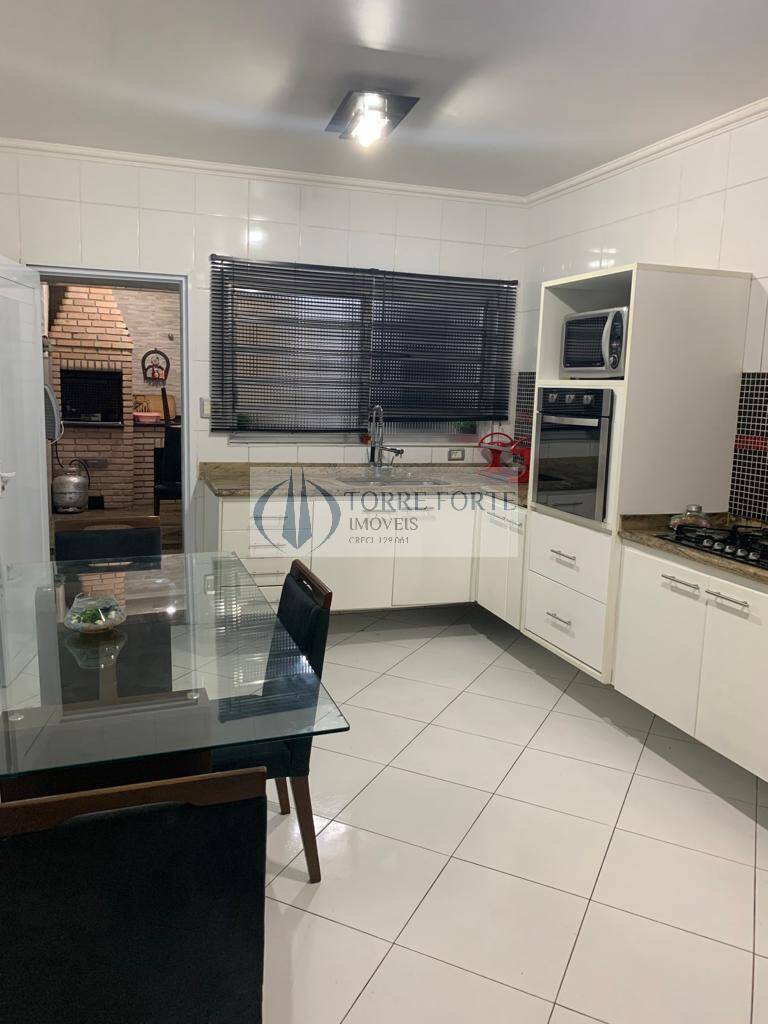 Sobrado à venda com 3 quartos, 213m² - Foto 23