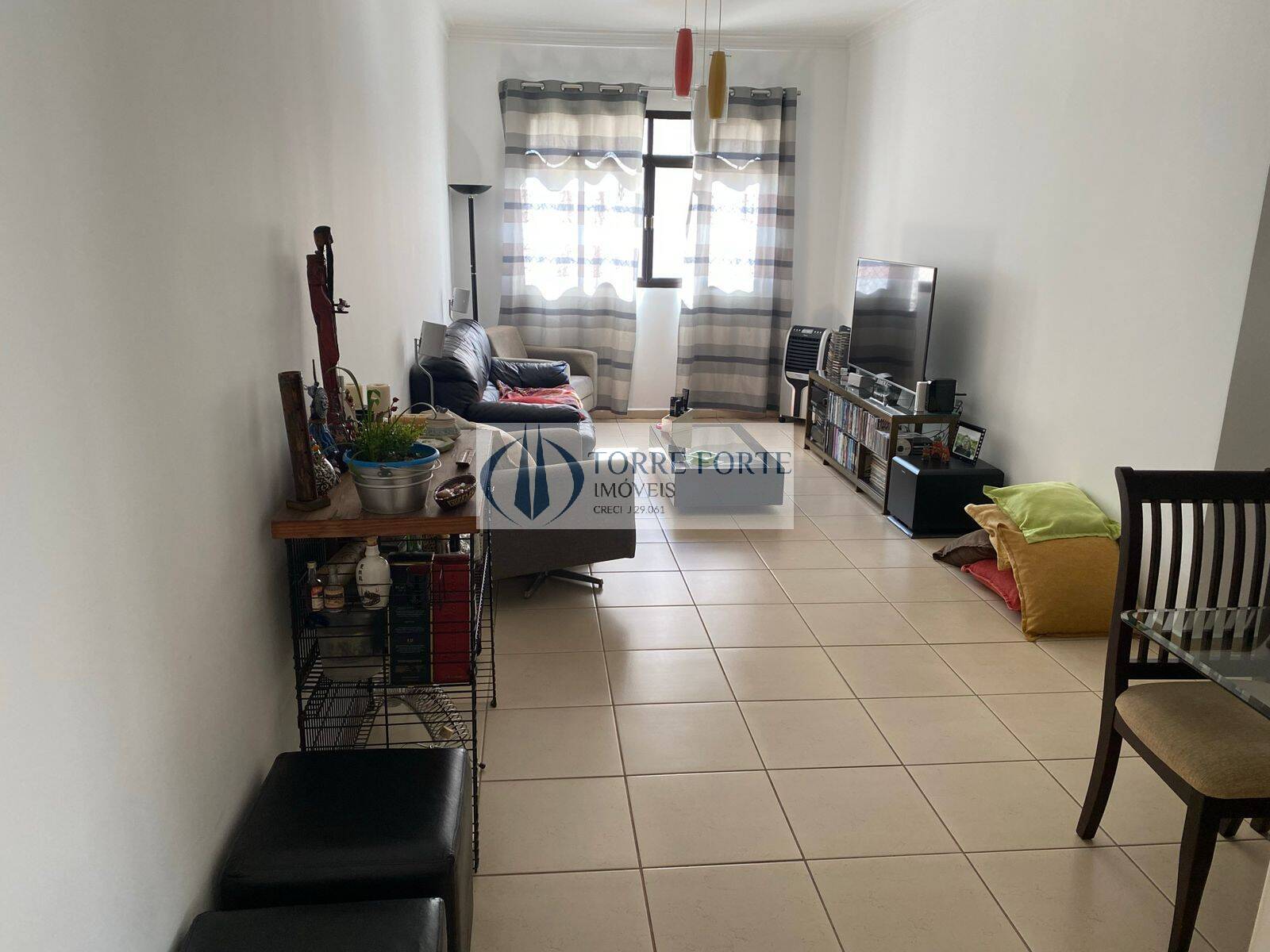 Apartamento à venda com 3 quartos, 95m² - Foto 3