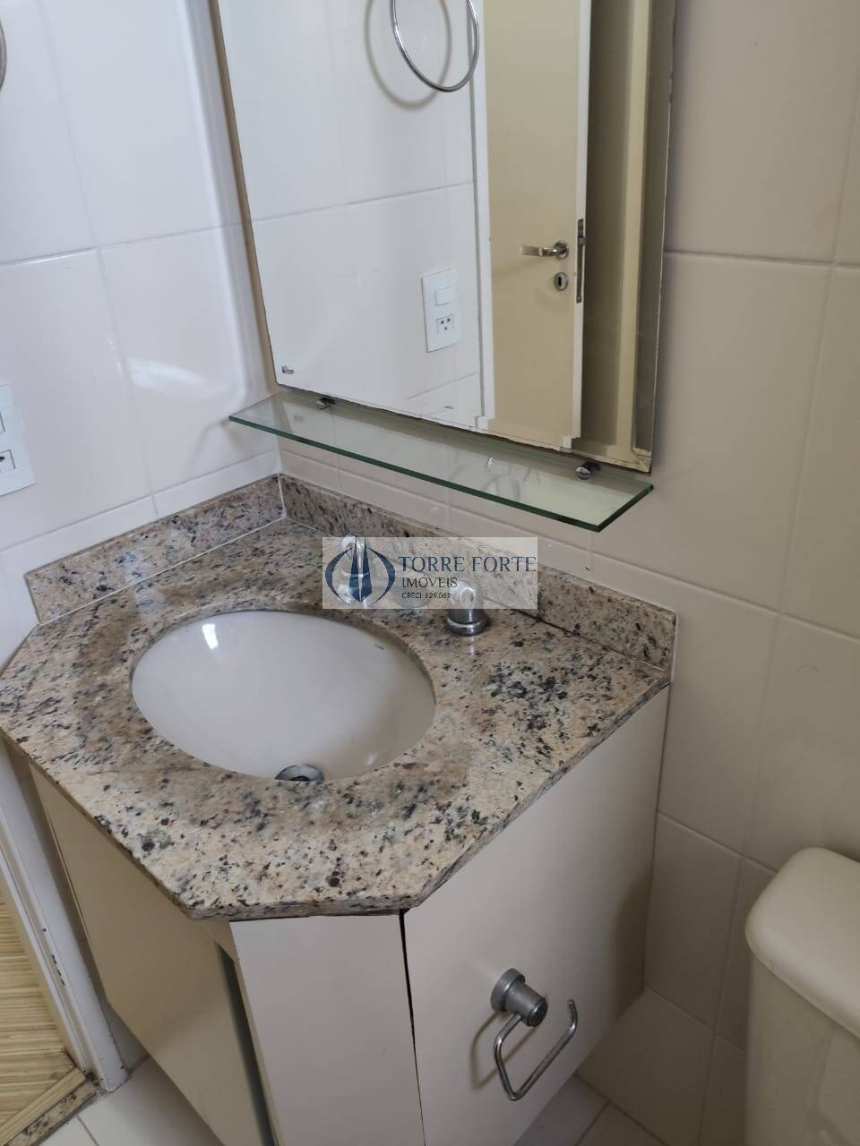 Apartamento à venda com 2 quartos, 64m² - Foto 11