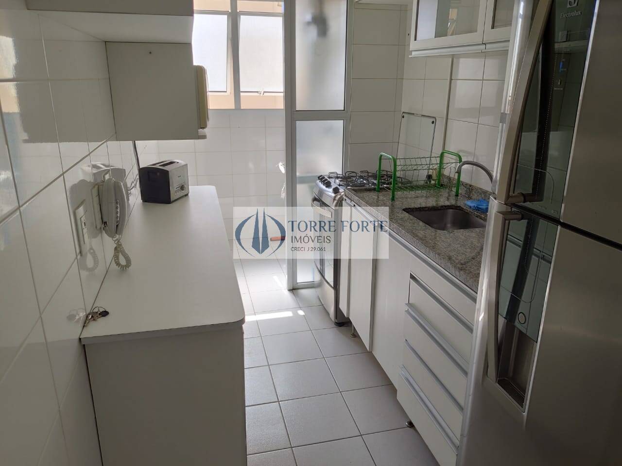 Apartamento à venda com 2 quartos, 64m² - Foto 19