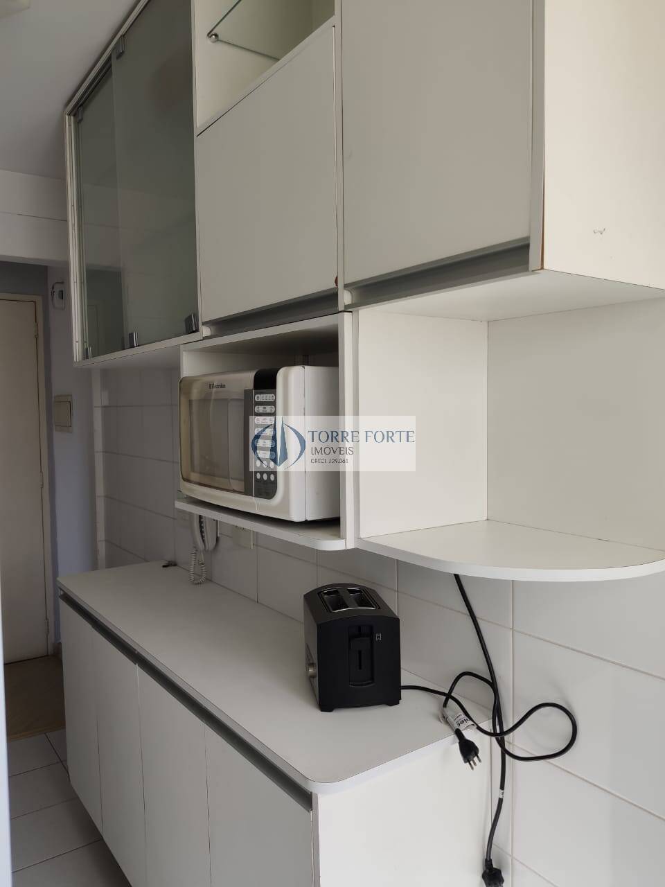 Apartamento à venda com 2 quartos, 64m² - Foto 22