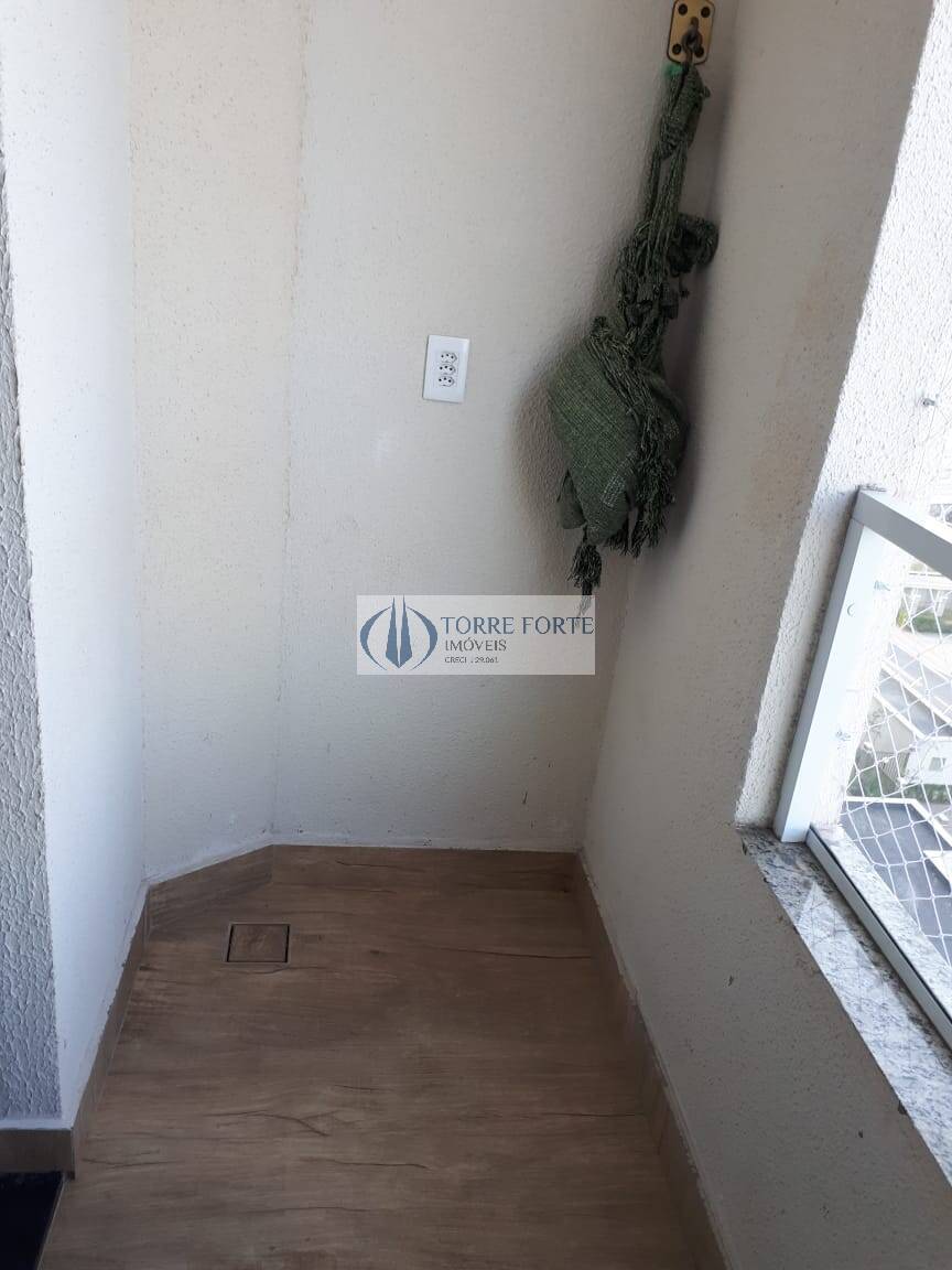 Apartamento à venda com 2 quartos, 55m² - Foto 11