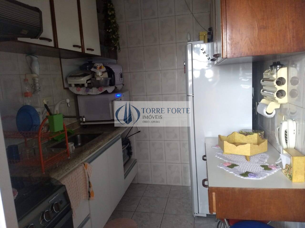 Apartamento à venda com 2 quartos, 65m² - Foto 14