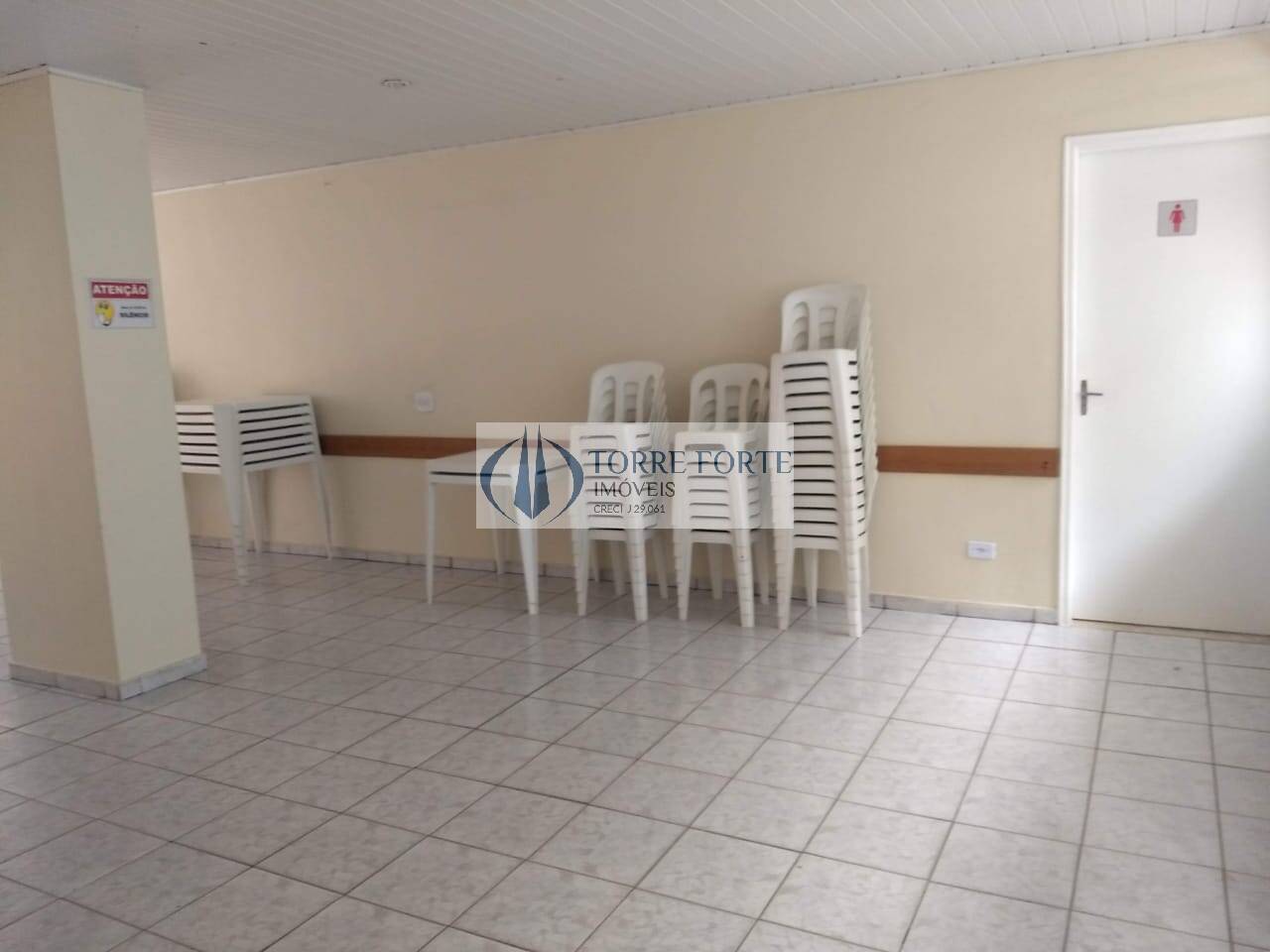 Apartamento à venda com 2 quartos, 65m² - Foto 28