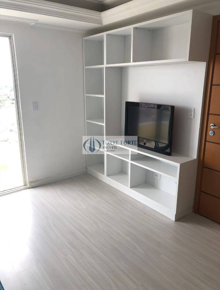 Apartamento à venda com 3 quartos, 86m² - Foto 12