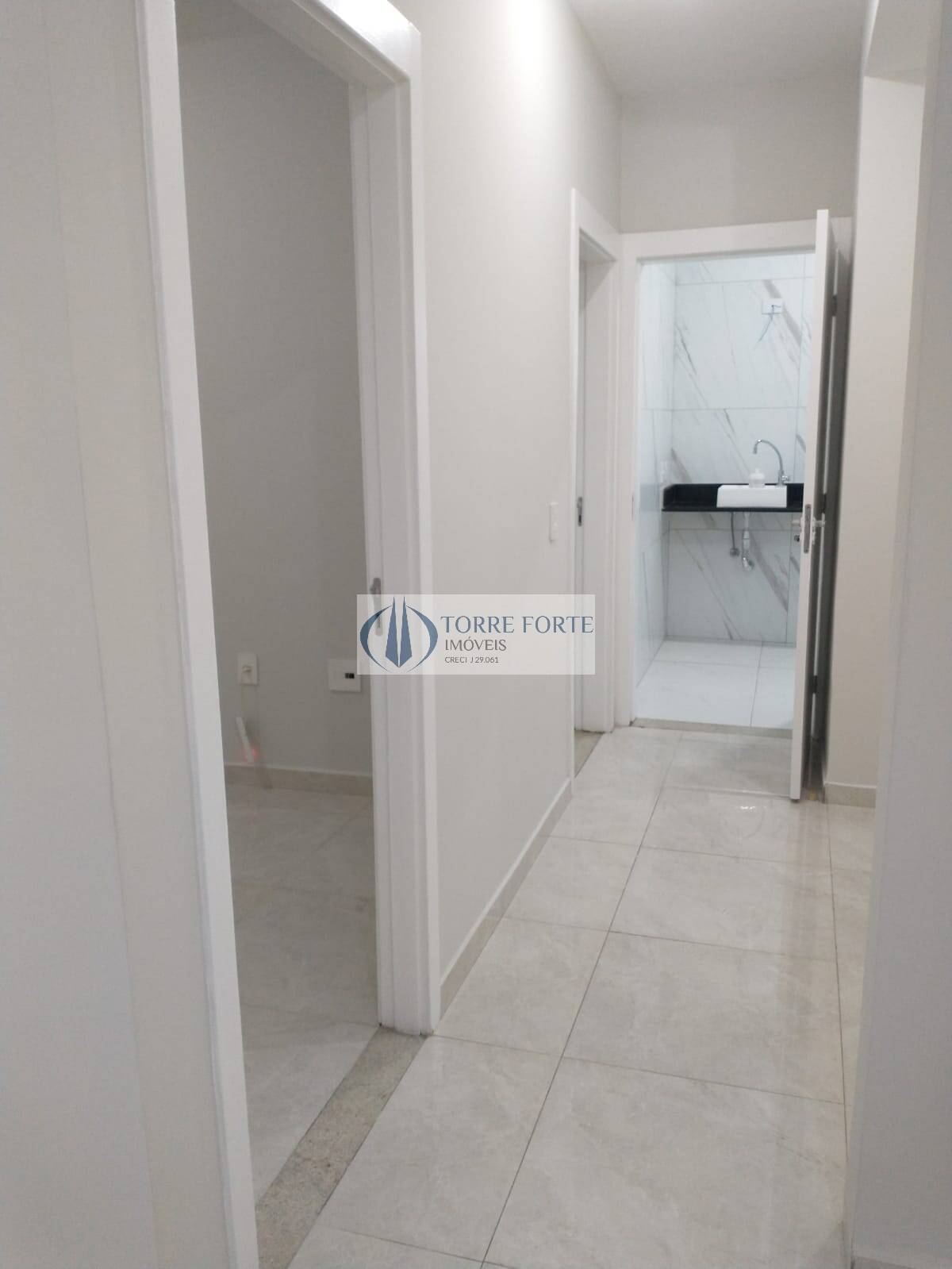 Apartamento à venda com 2 quartos, 56m² - Foto 3