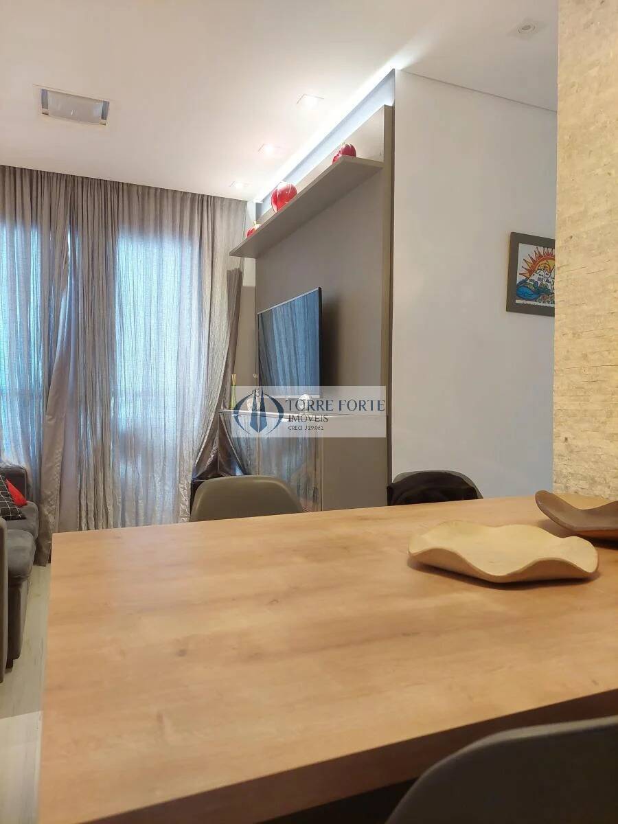 Apartamento à venda com 2 quartos, 58m² - Foto 11