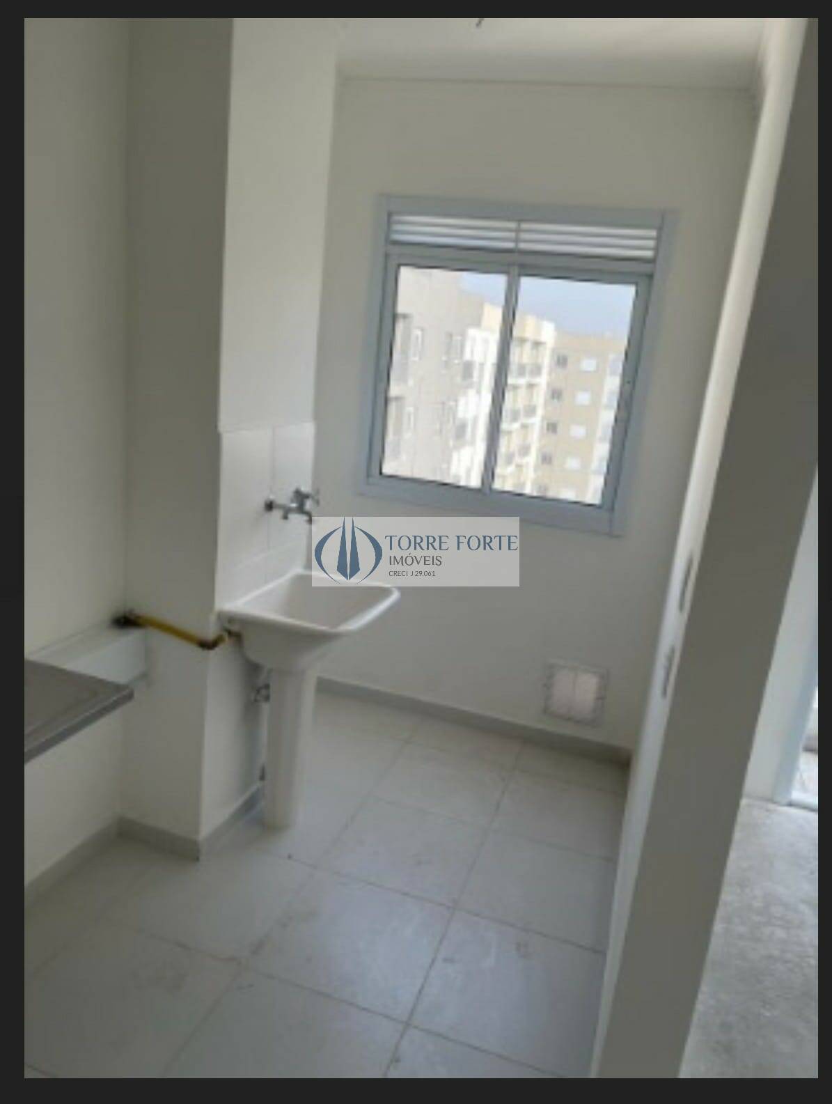 Apartamento à venda e aluguel com 2 quartos, 42m² - Foto 5